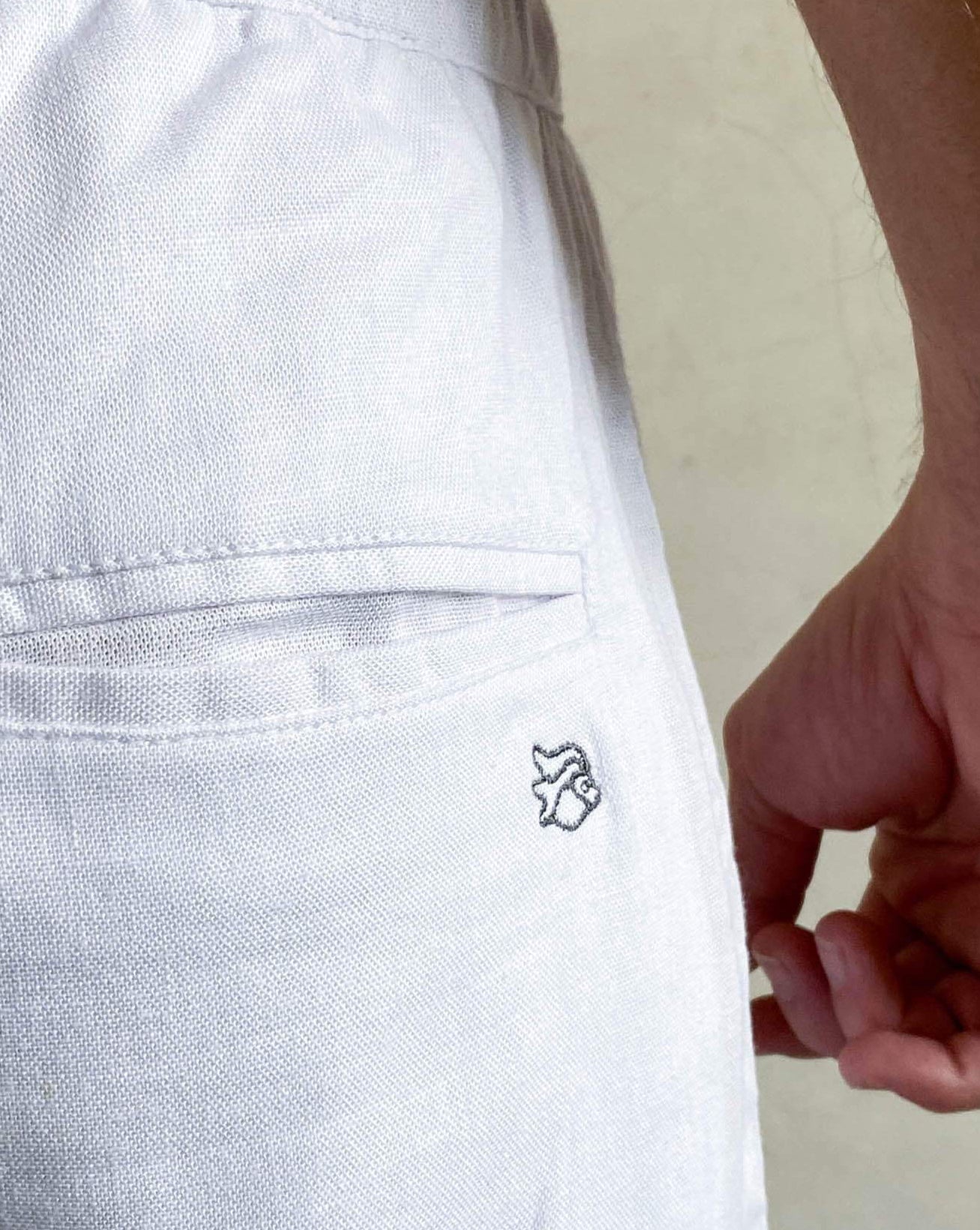 TODOS SANTOS  Linen Shorts - White - CRASQI